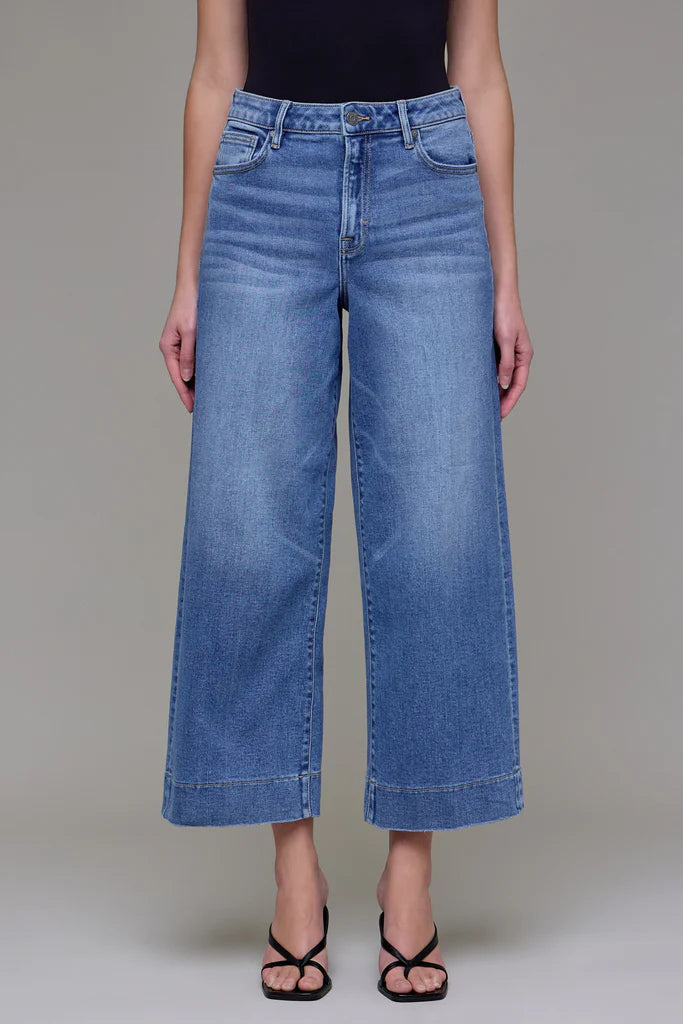 Nori Clean Crop Wide Leg