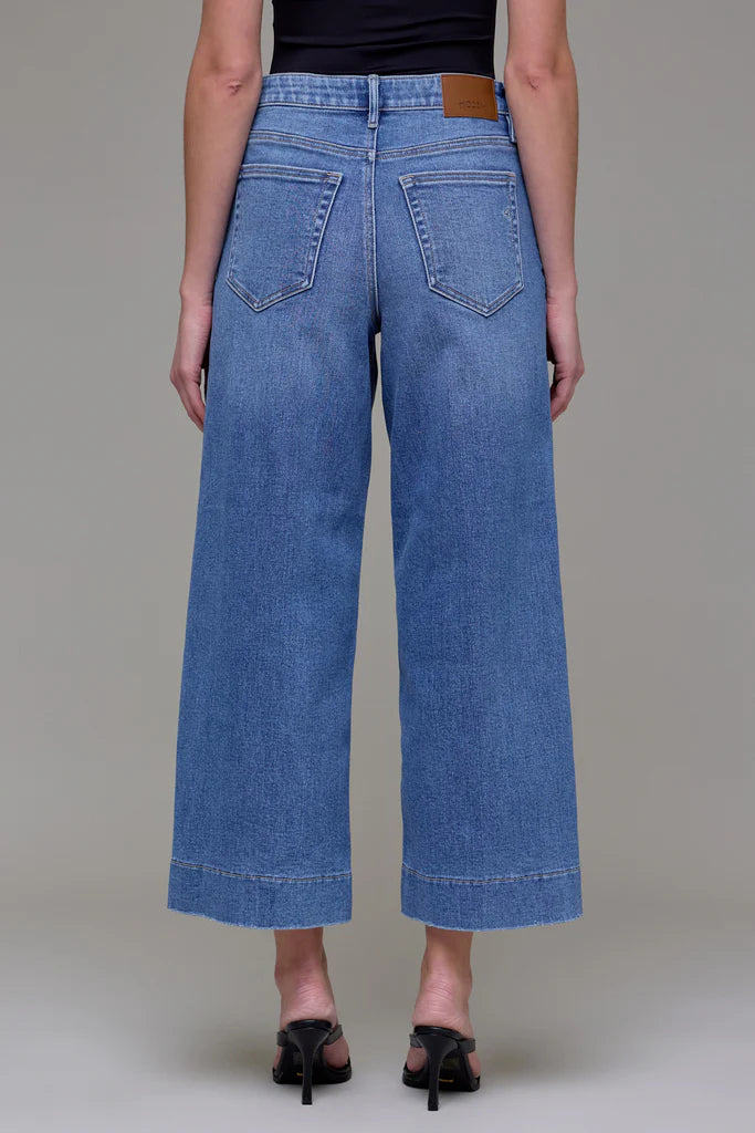 Nori Clean Crop Wide Leg