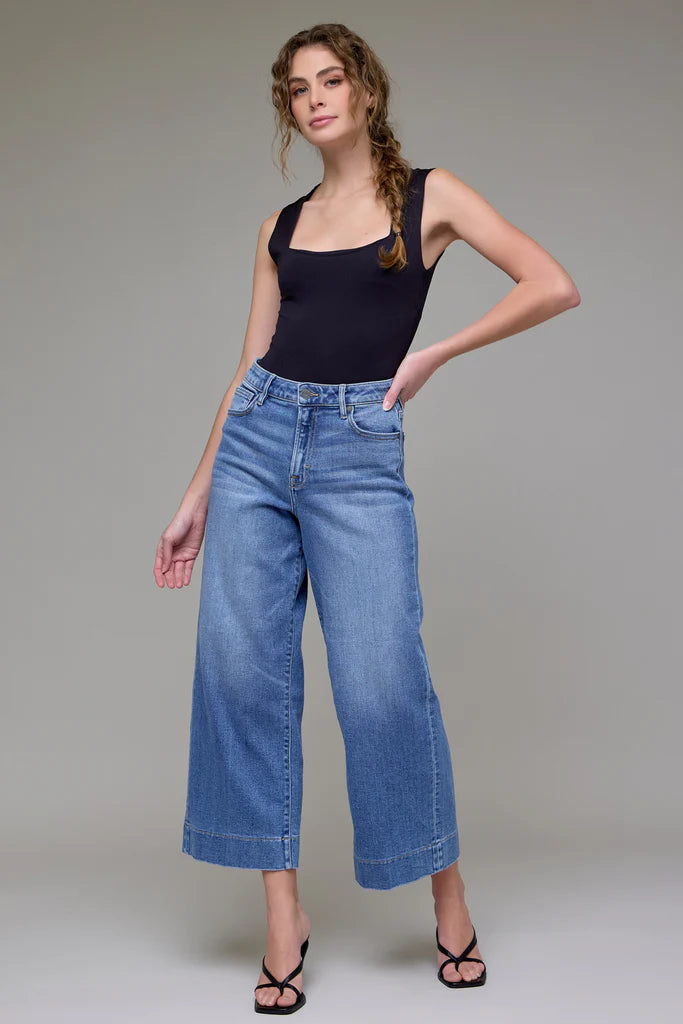 Nori Clean Crop Wide Leg