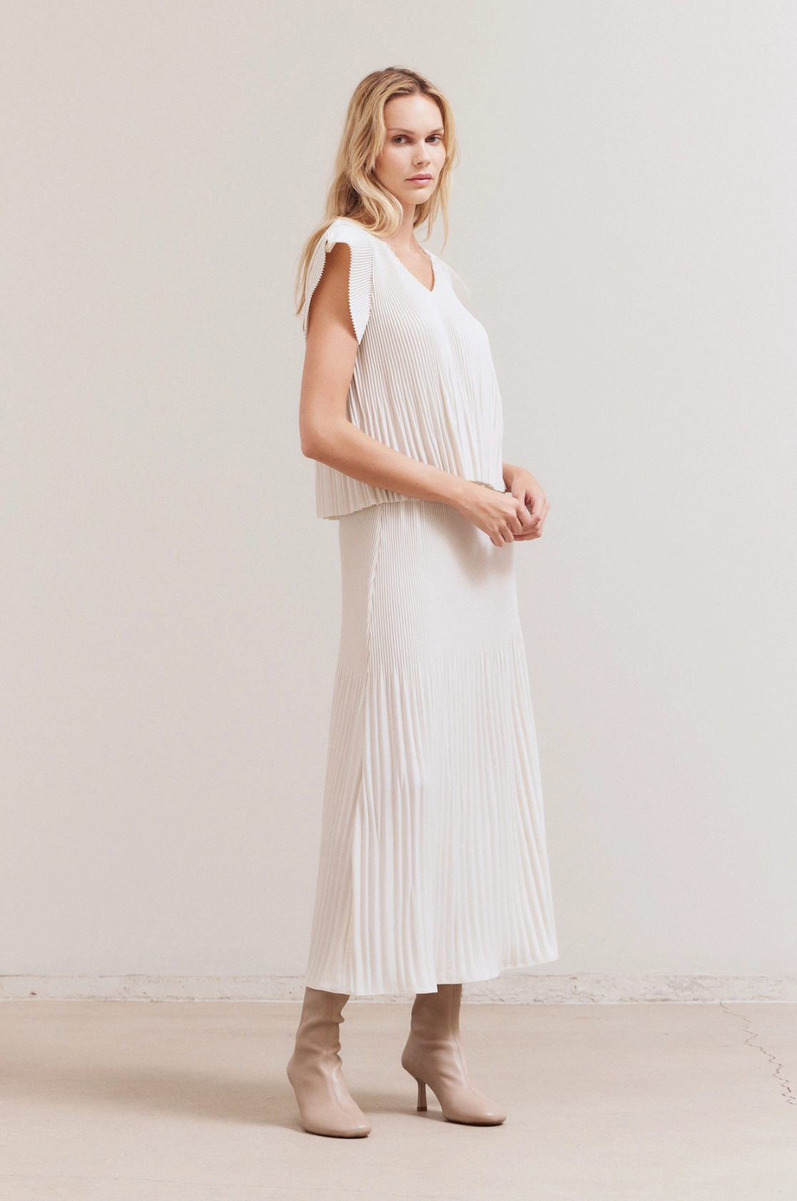 Wrinkled Pleats Ruffle Top