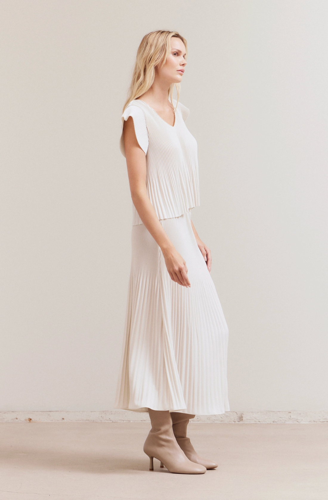 Wrinkled Pleats Ruffle Top
