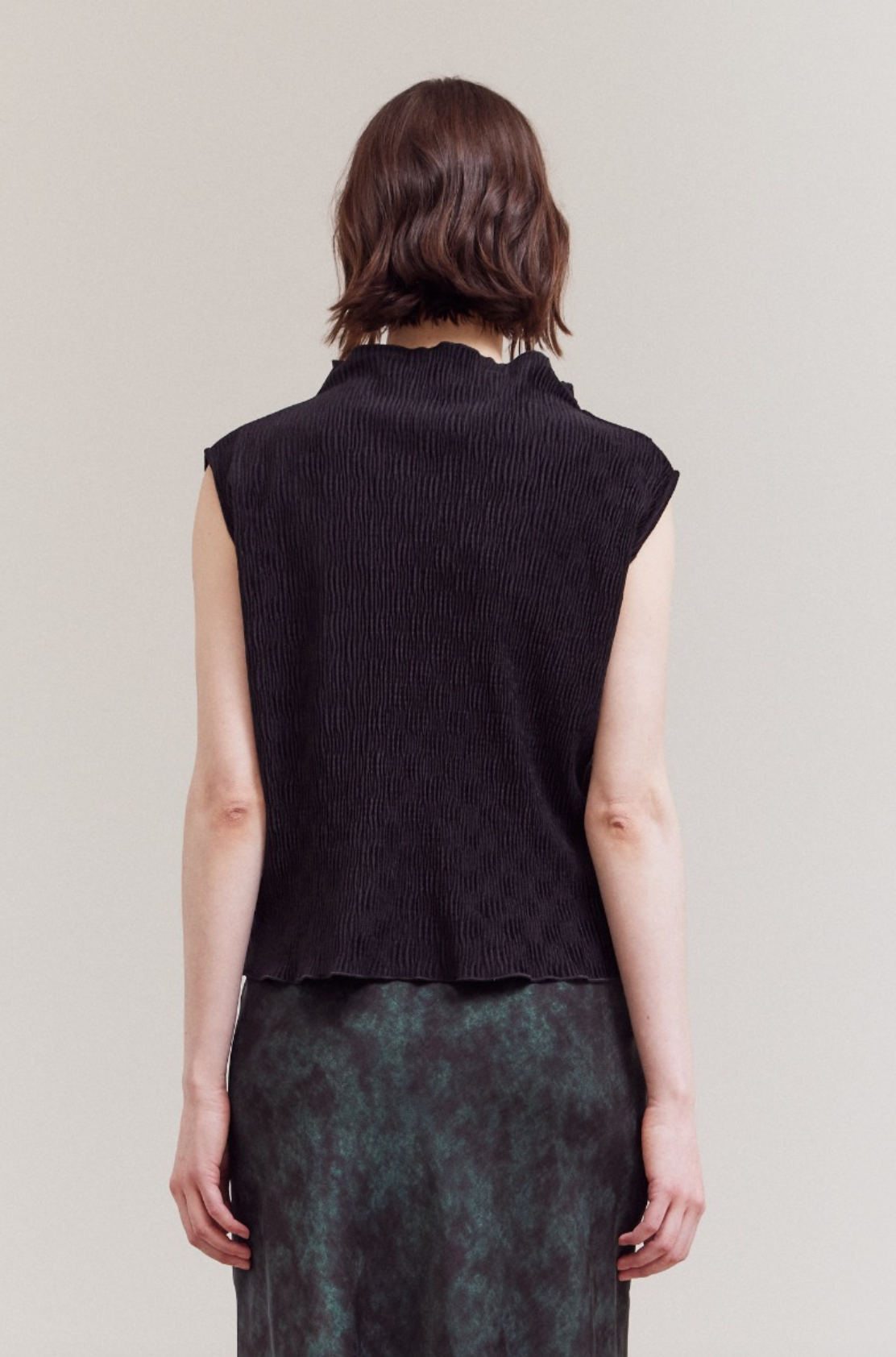 Crinkled Velvet Mock Neck Top