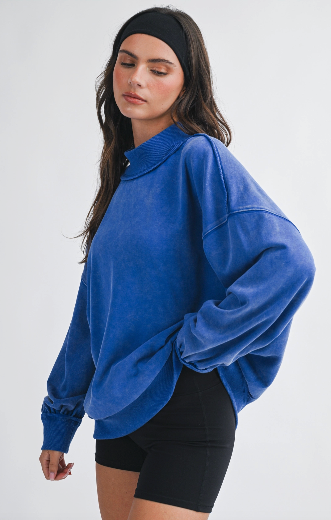 Oversized Mock Neck Washed Sweatshirt