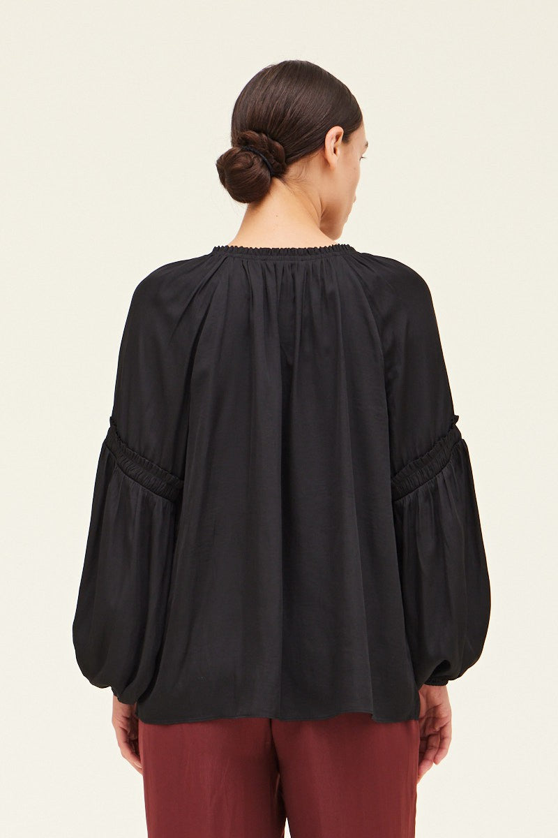 Chic Moon Blouse