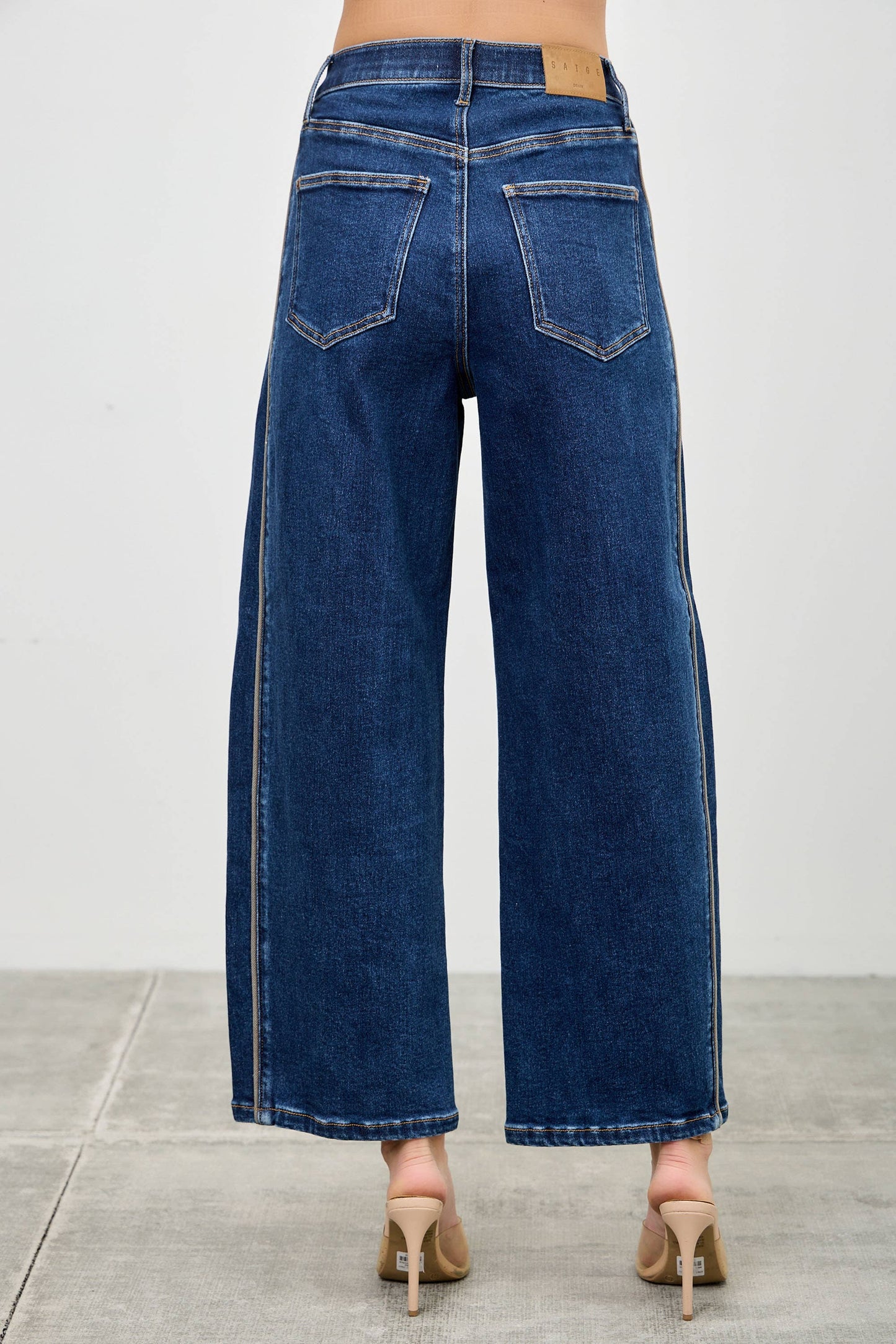Dolly Barrel Jeans