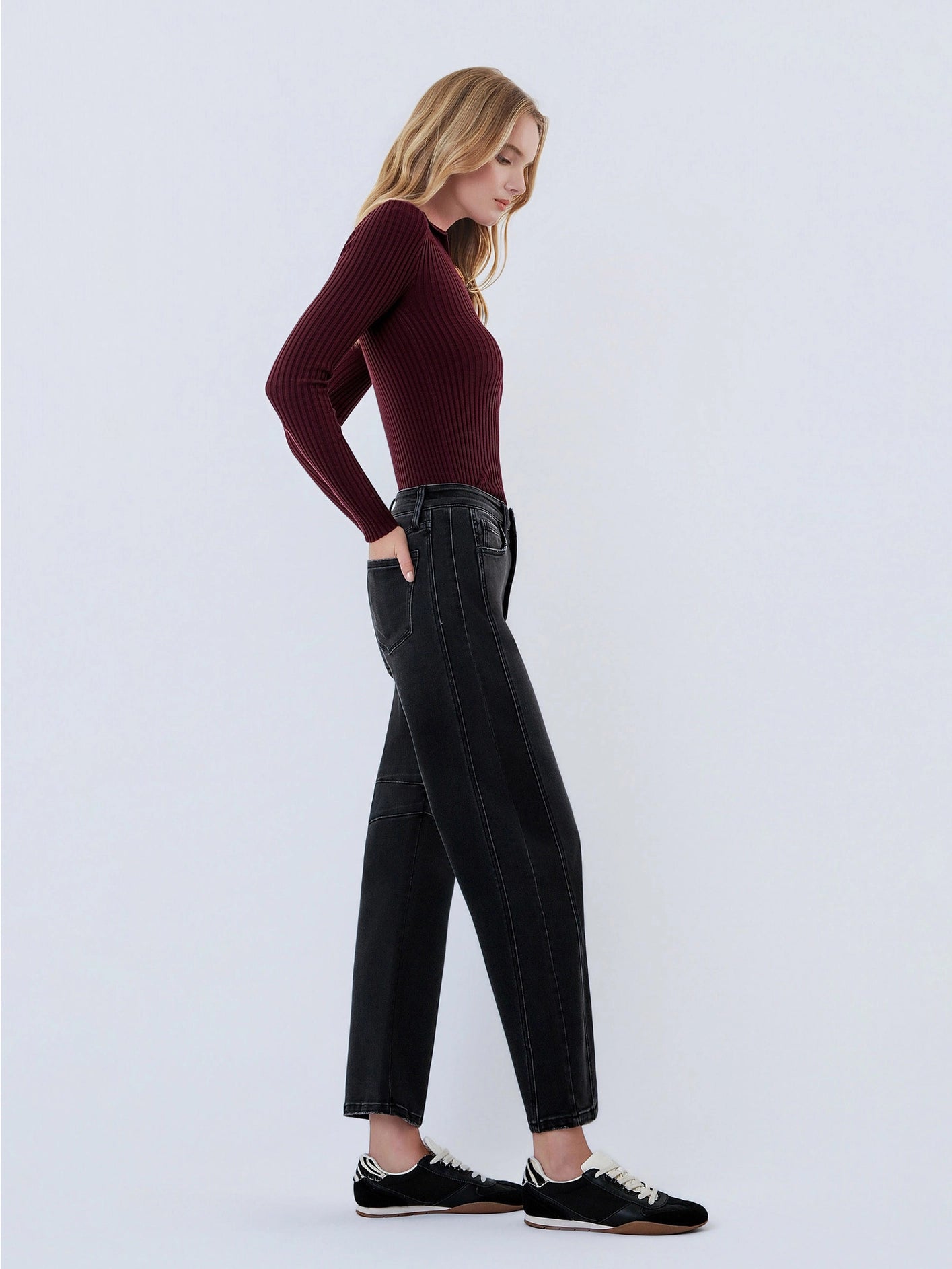 High Rise Black Ankle Barrel Leg