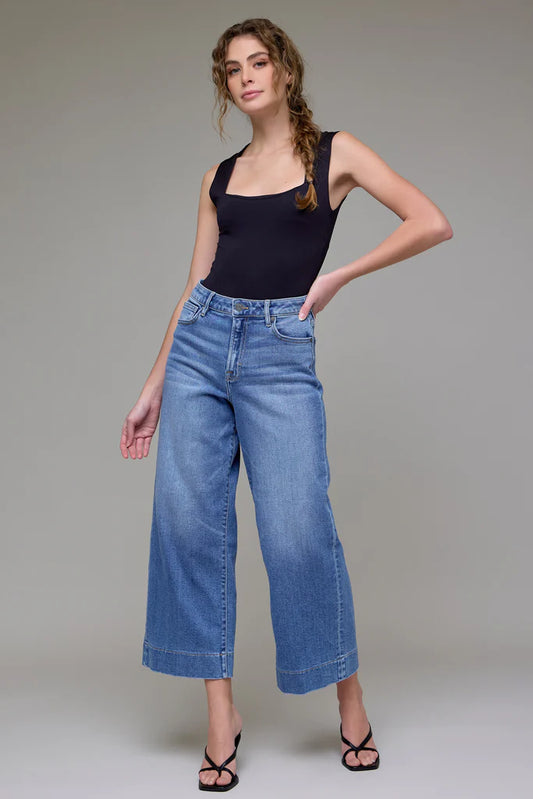 Nori Clean Crop Wide Leg
