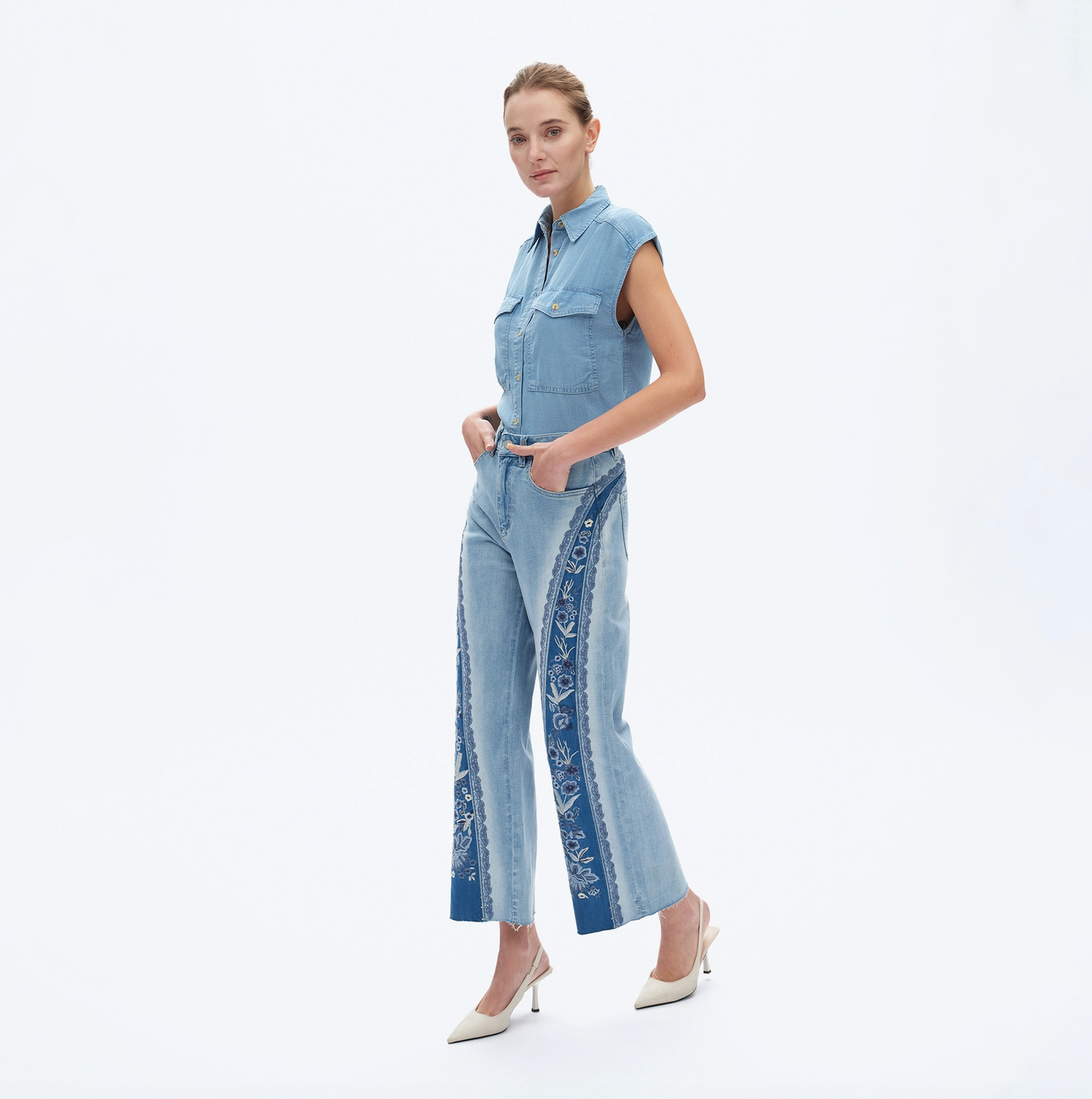 Pinewoods Wide Leg Jeans