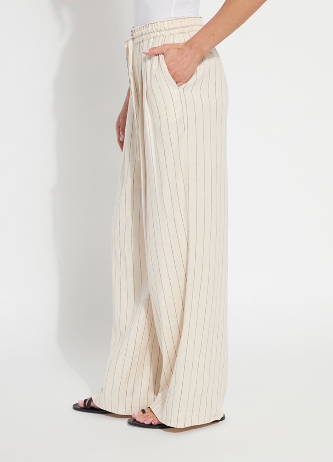 Iria Pleated Drawstring Wide Leg Pant