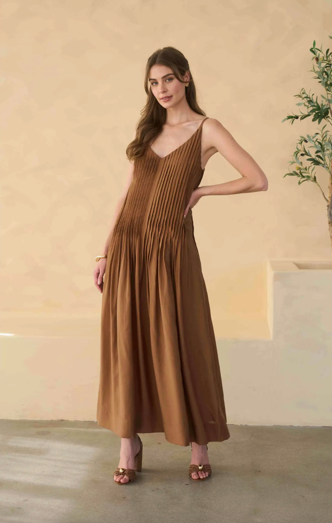 V Neck Pleated Front Detail Maxi Dress