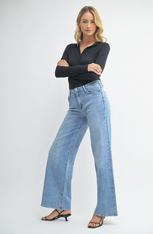Lola High Rise Stretchy Wide Leg