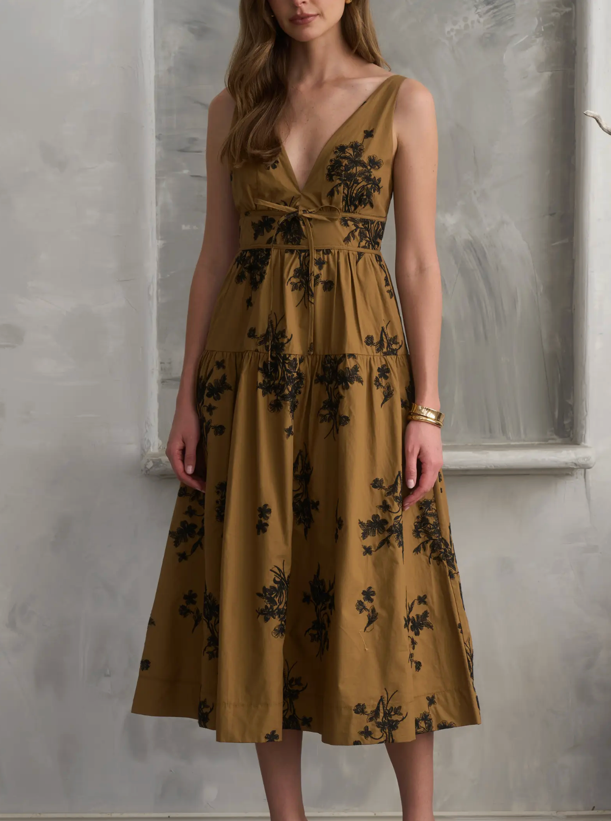 Embroidered Floral V Neck Sleeveless Midi Dress
