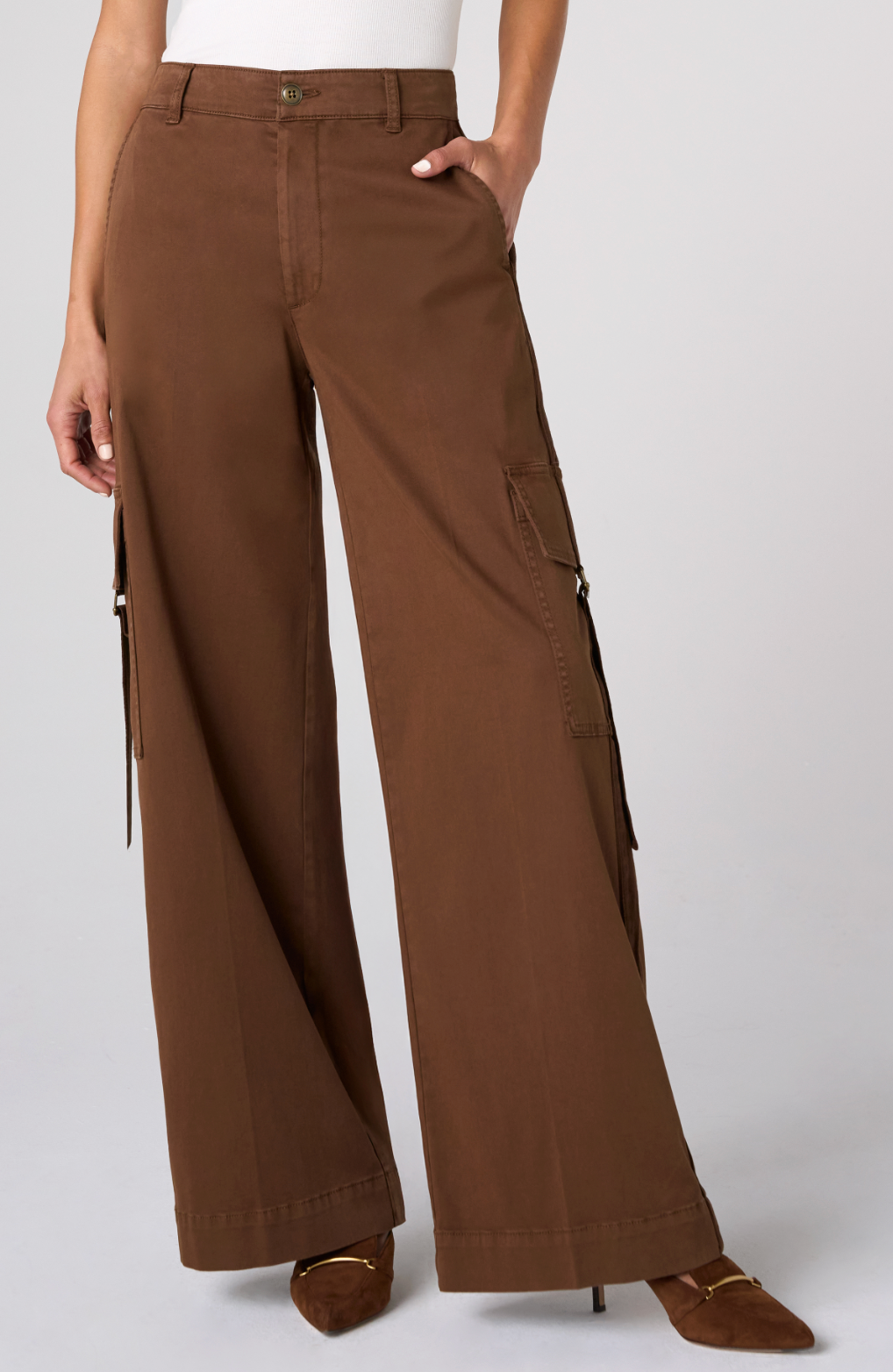 Mid Rise Wide Leg Cargo Pants