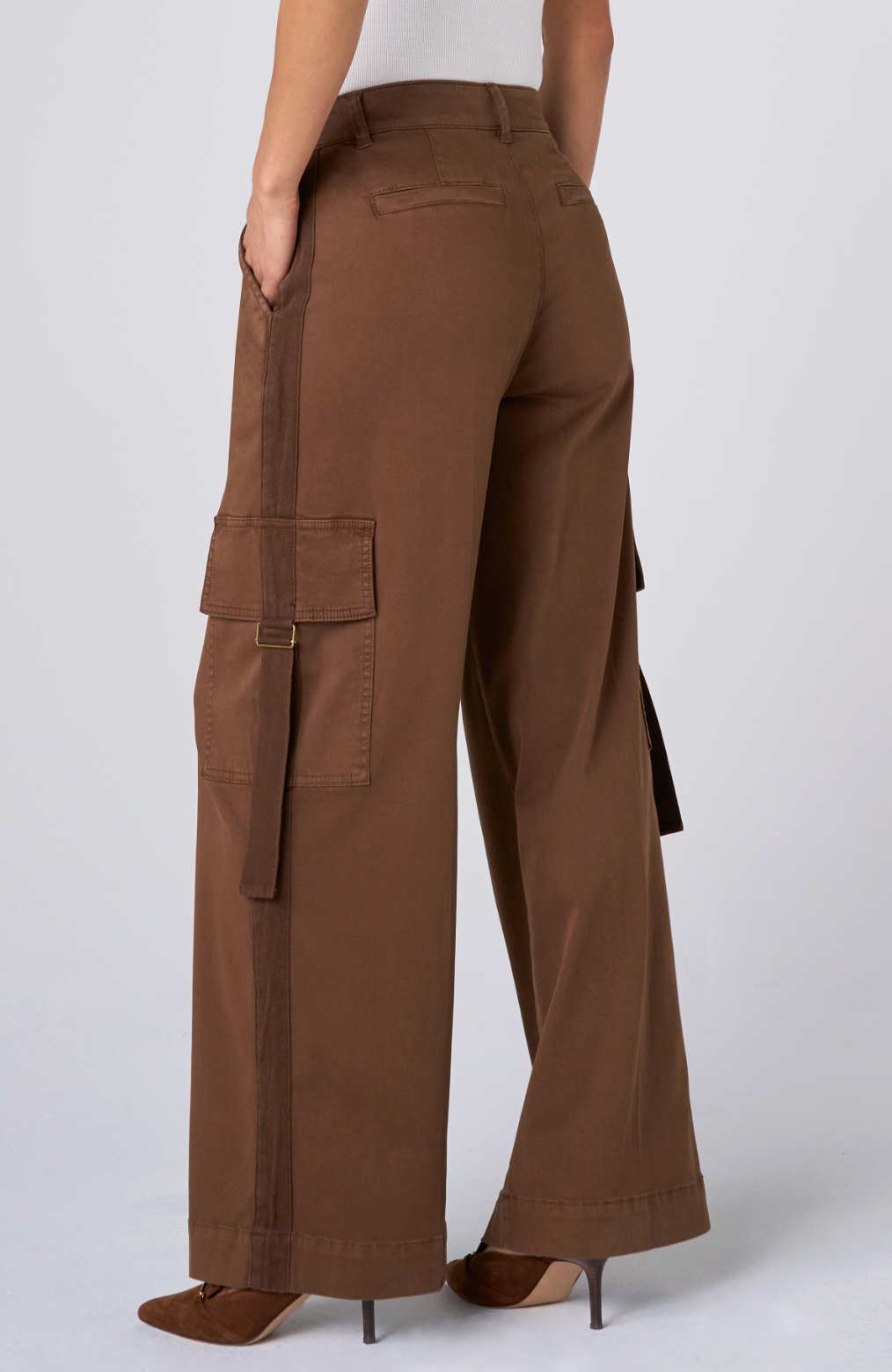 Mid Rise Wide Leg Cargo Pants