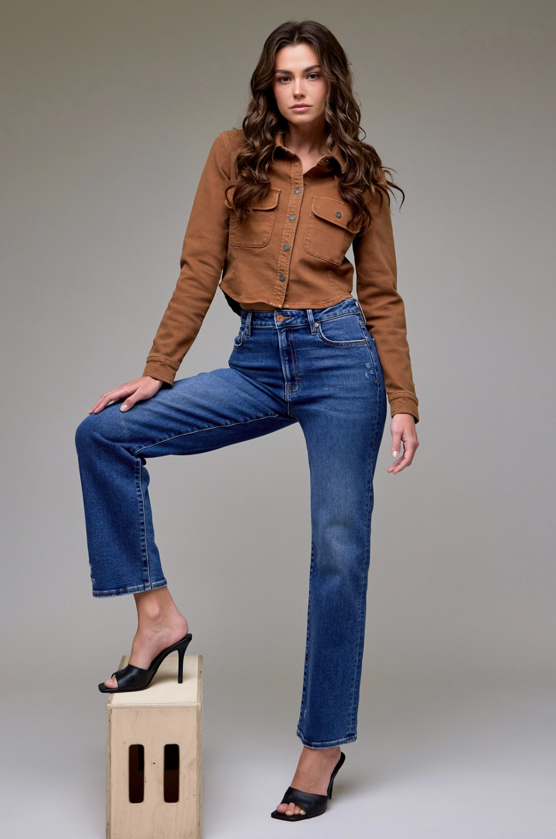 Ella High Rise Classic Straight