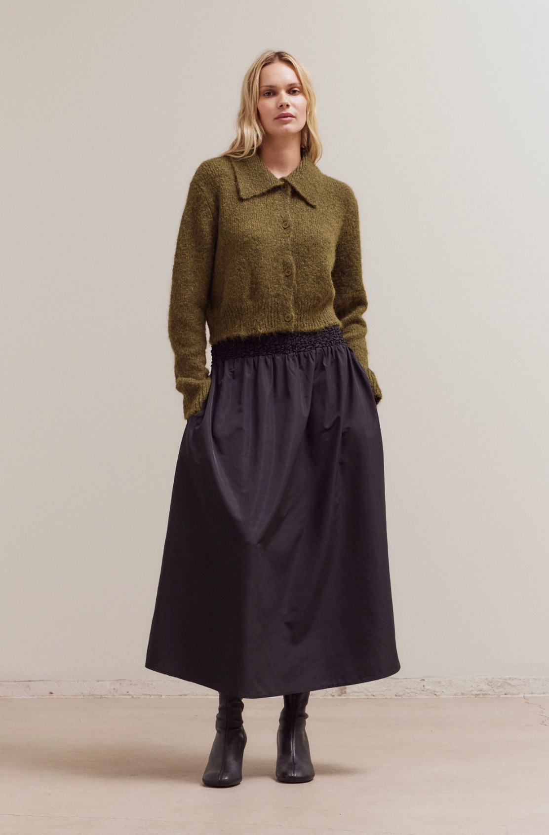 Moss Collar Neck Cardigan
