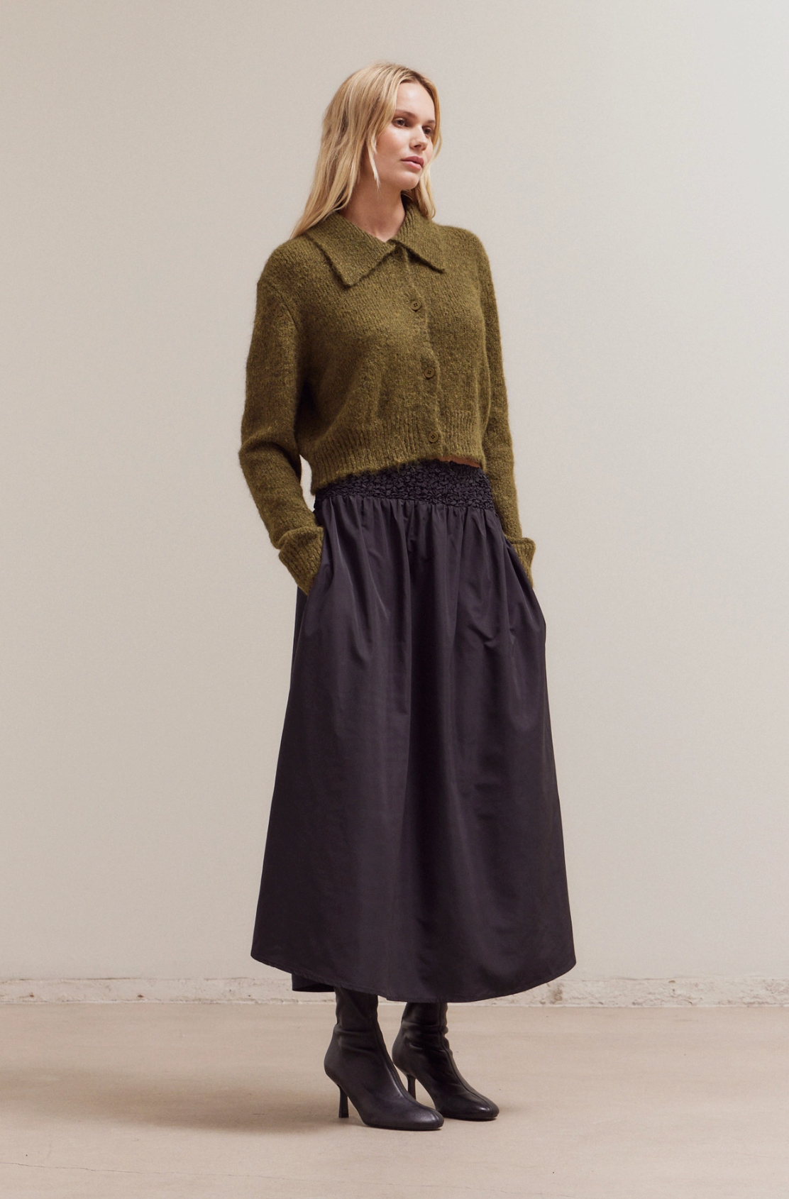Moss Collar Neck Cardigan
