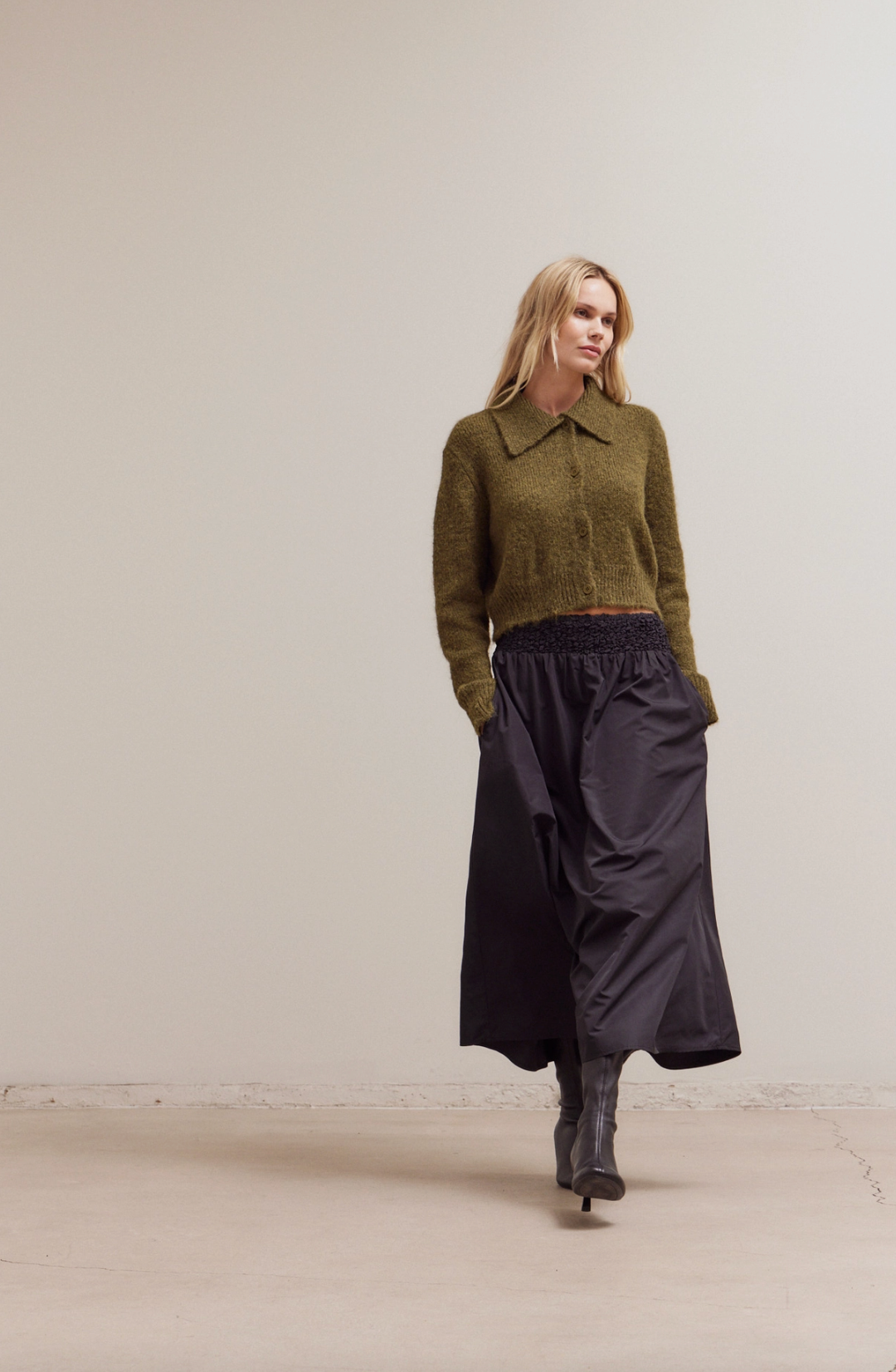 Moss Collar Neck Cardigan