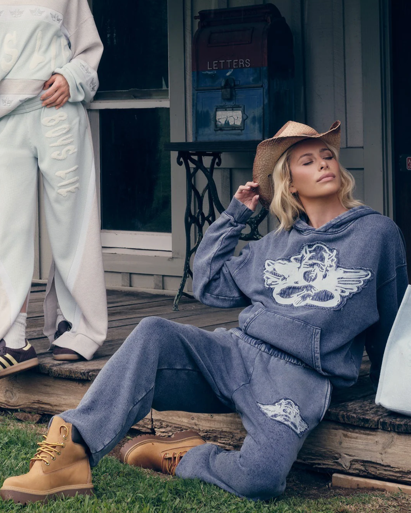 Blue Stitch Me Up Kimmy Pant