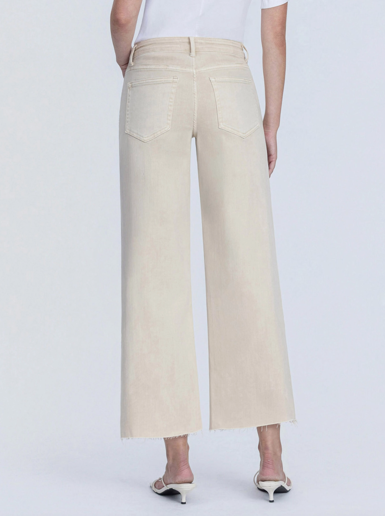 Sadie Crop Wide