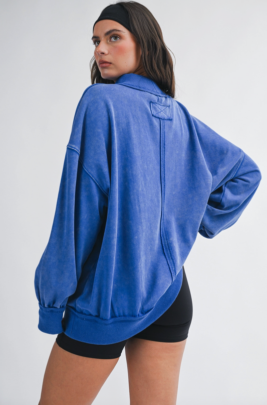 Oversized Mock Neck Washed Sweatshirt