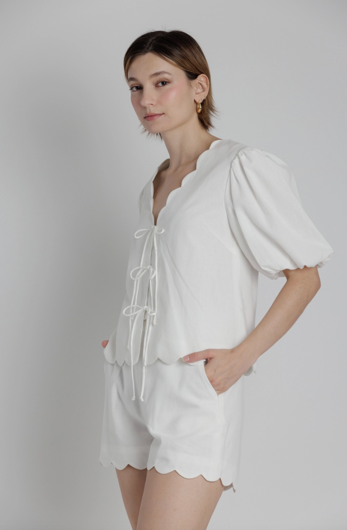 Scallop Hem Blouse w/ Ties