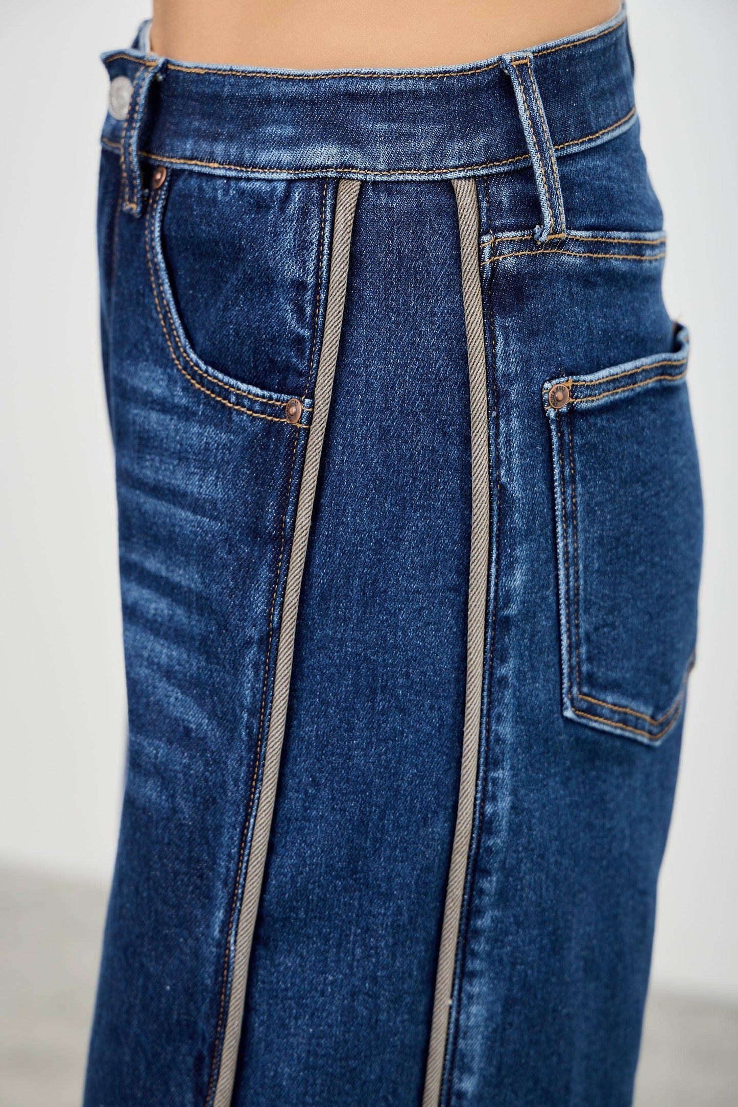 Dolly Barrel Jeans