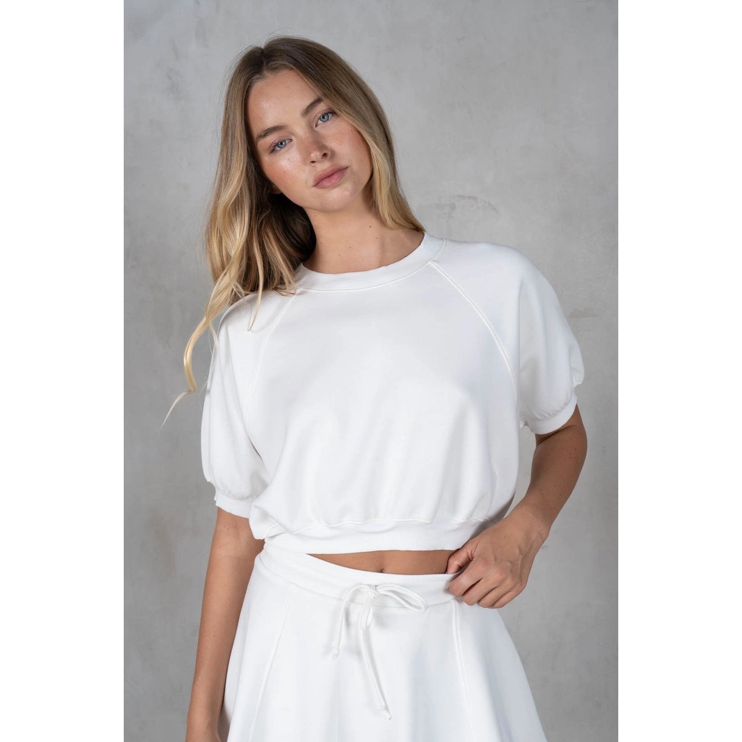 Neoprene Cropped Raglan Short Sleeve Sweatshirt