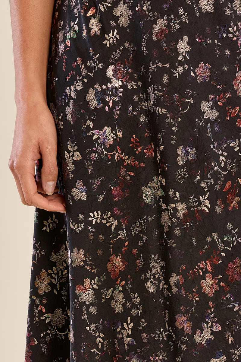 Dezi Iridescent Floral Maxi