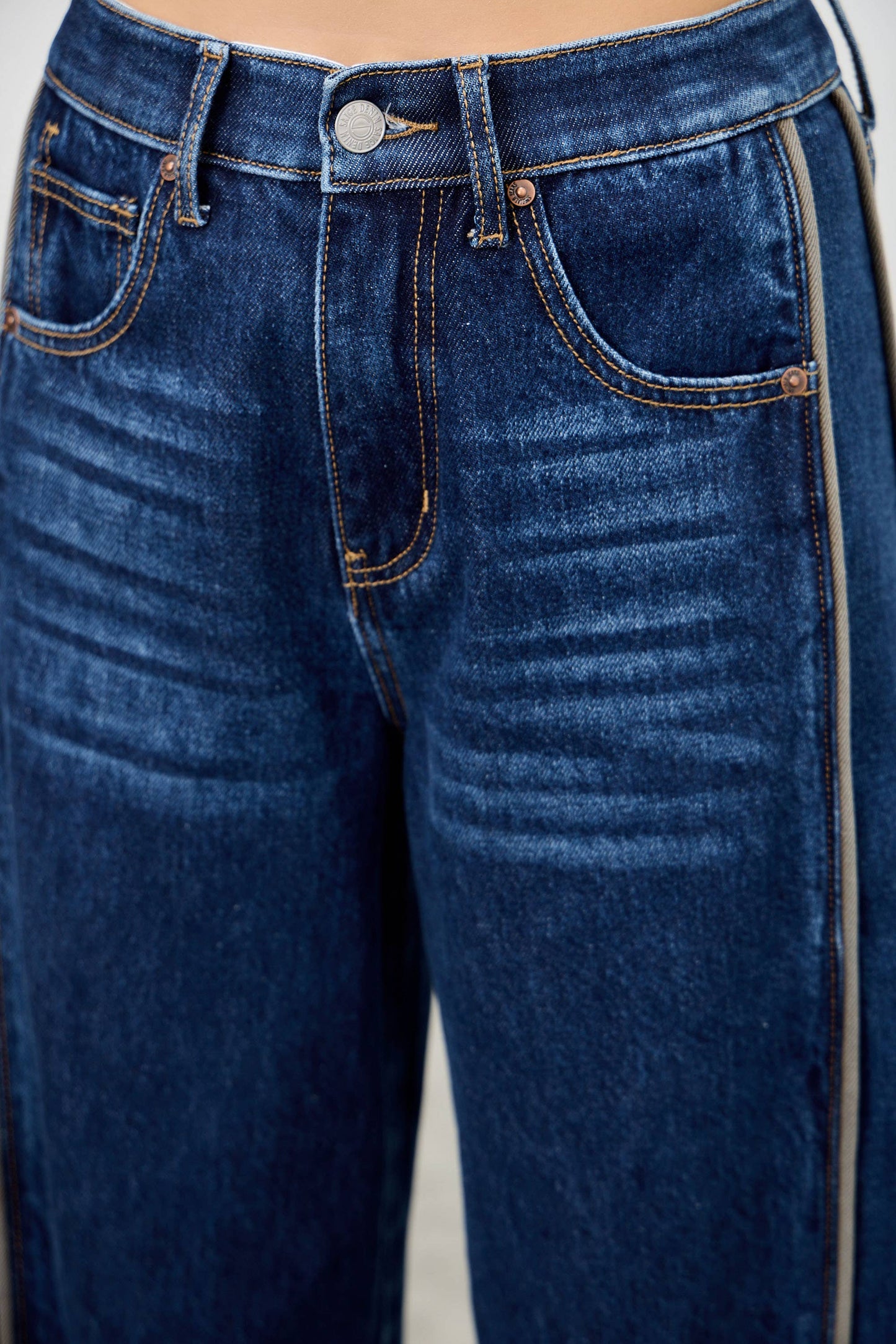 Dolly Barrel Jeans